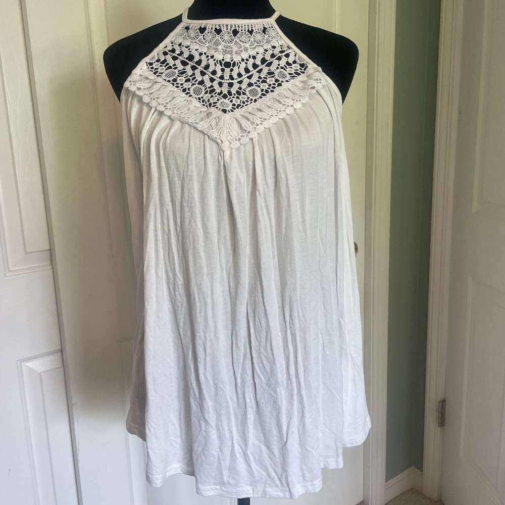 NWT - White Crochet Neck Swing Halter Tank - Large